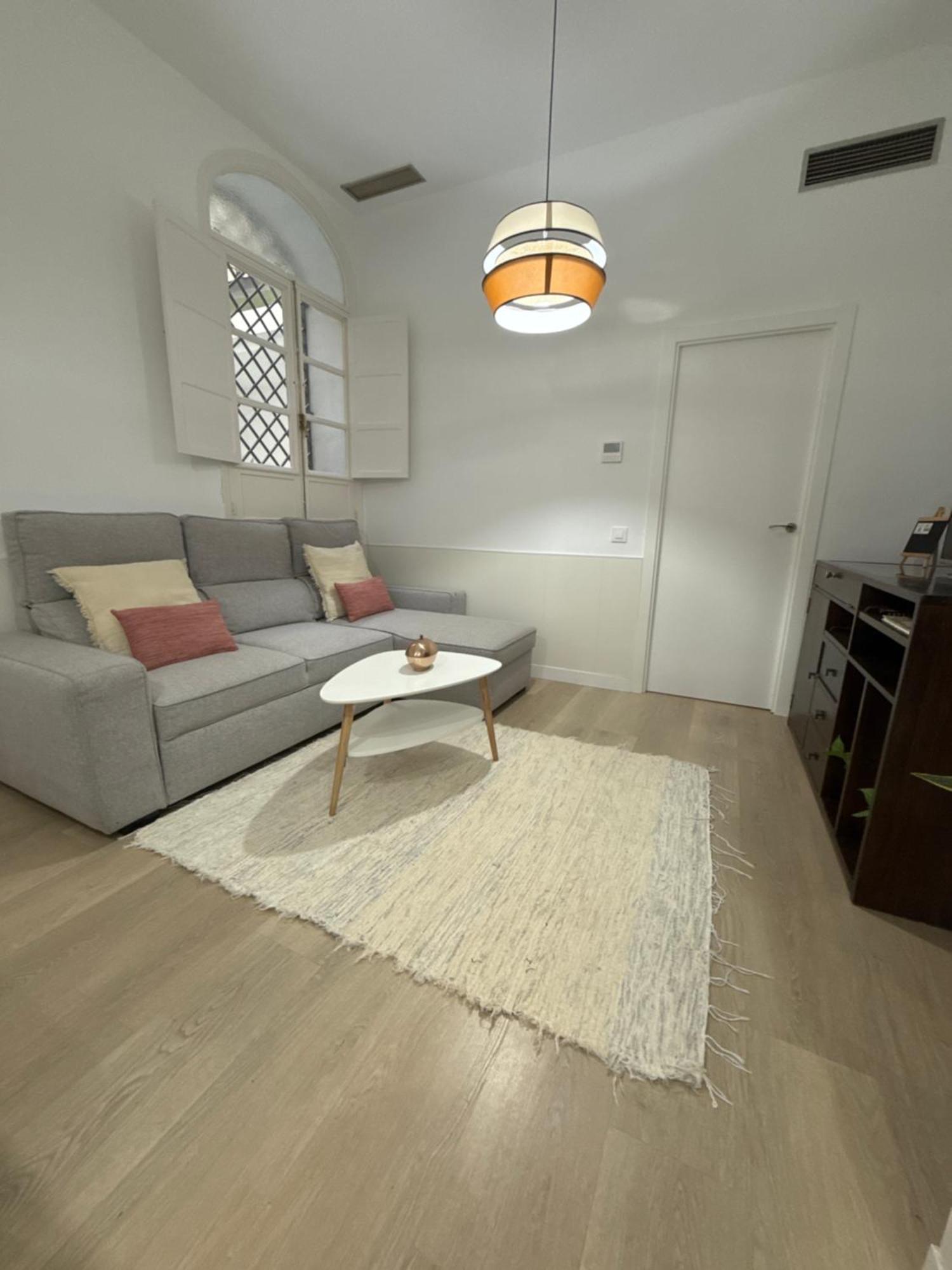 Pikis Center Sevilla Dış mekan fotoğraf