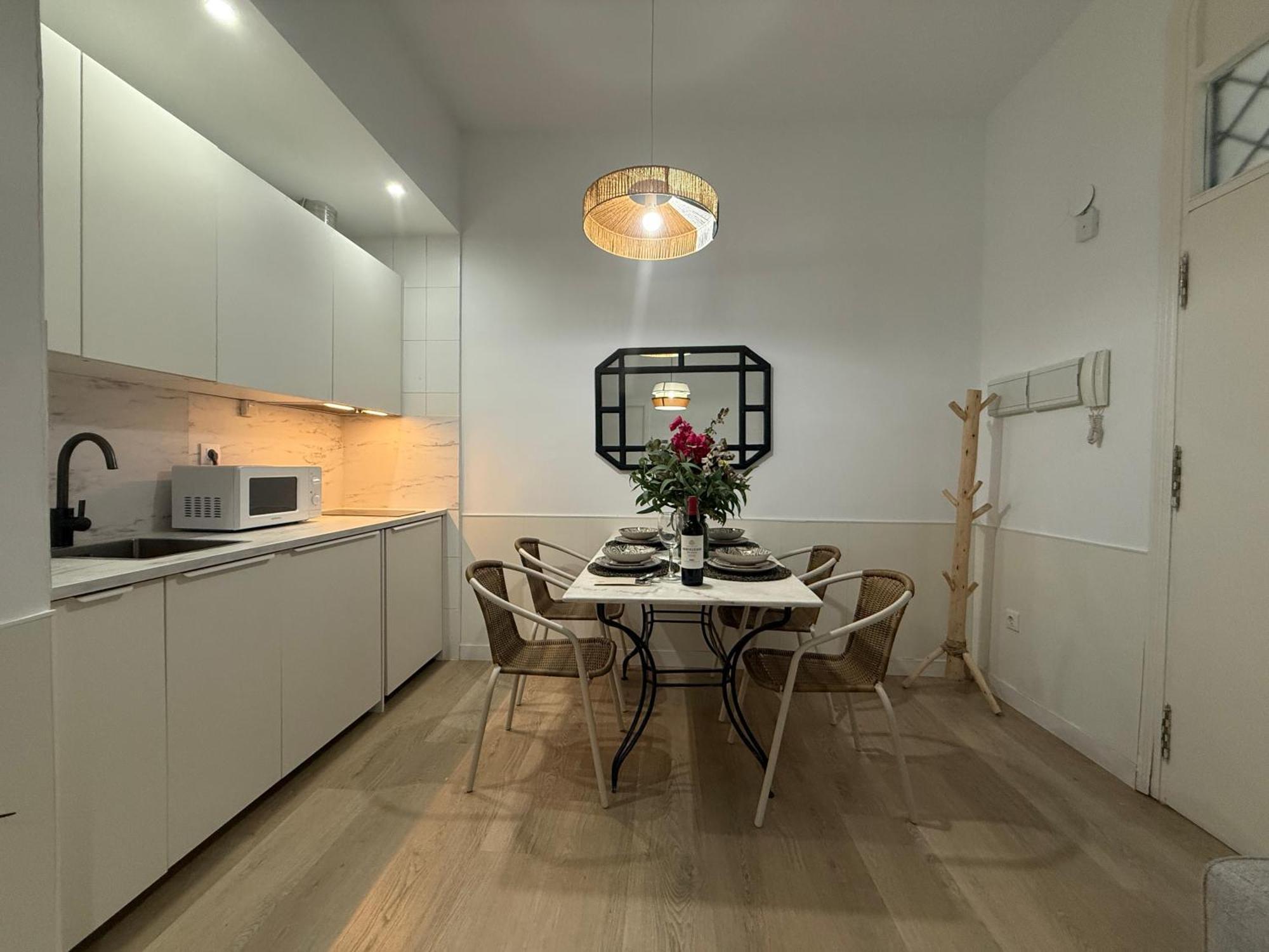 Pikis Center Sevilla Dış mekan fotoğraf